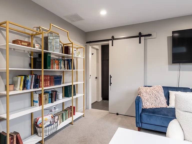 Townhouse for rent at 826 S W Temple, Salt Lake City, UT 84101