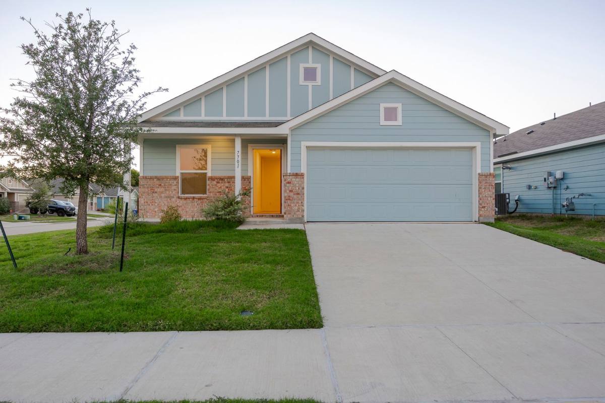House for rent at 7701 Thornton Dr, McKinney, TX 75071
