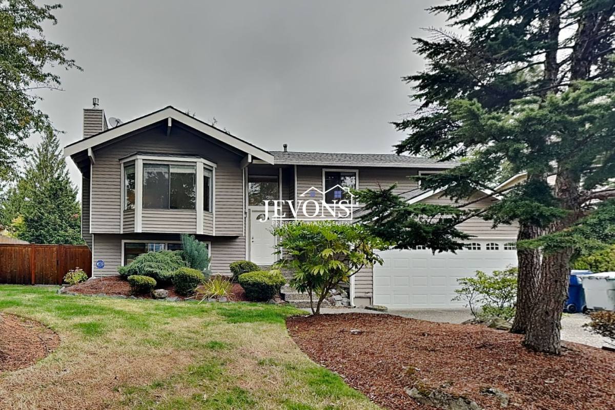 House for rent at 802 S 31st St, Renton, WA 98055