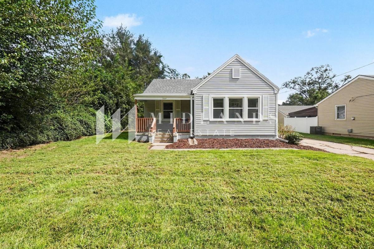 House for rent at 2607 Hancock St, Bellevue, NE 68005