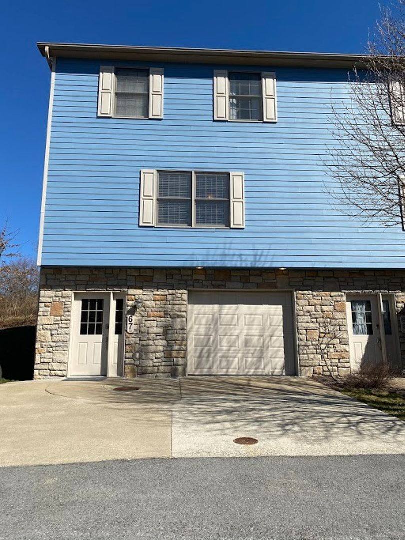 Townhouse for rent at 67 Easton Mill Rd, Morgantown, WV 26508