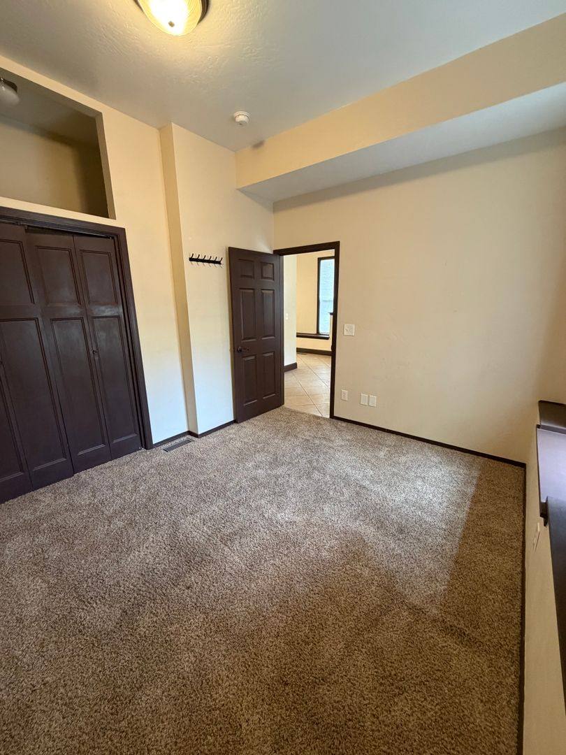 Apartment for rent at 941- 943 W Granite, Butte, MT 59701