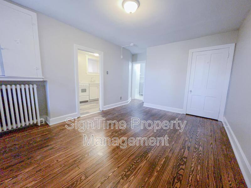 Apartment for rent at 61 Broadway, Hagerstown, MD 21740