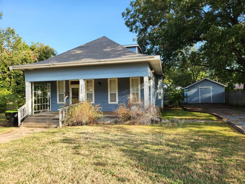 House for rent at 720 E 9th St, Ada, OK 74820