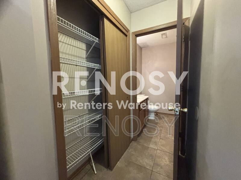 House for rent at 1504 6th Ave SE, Altoona, IA 50009