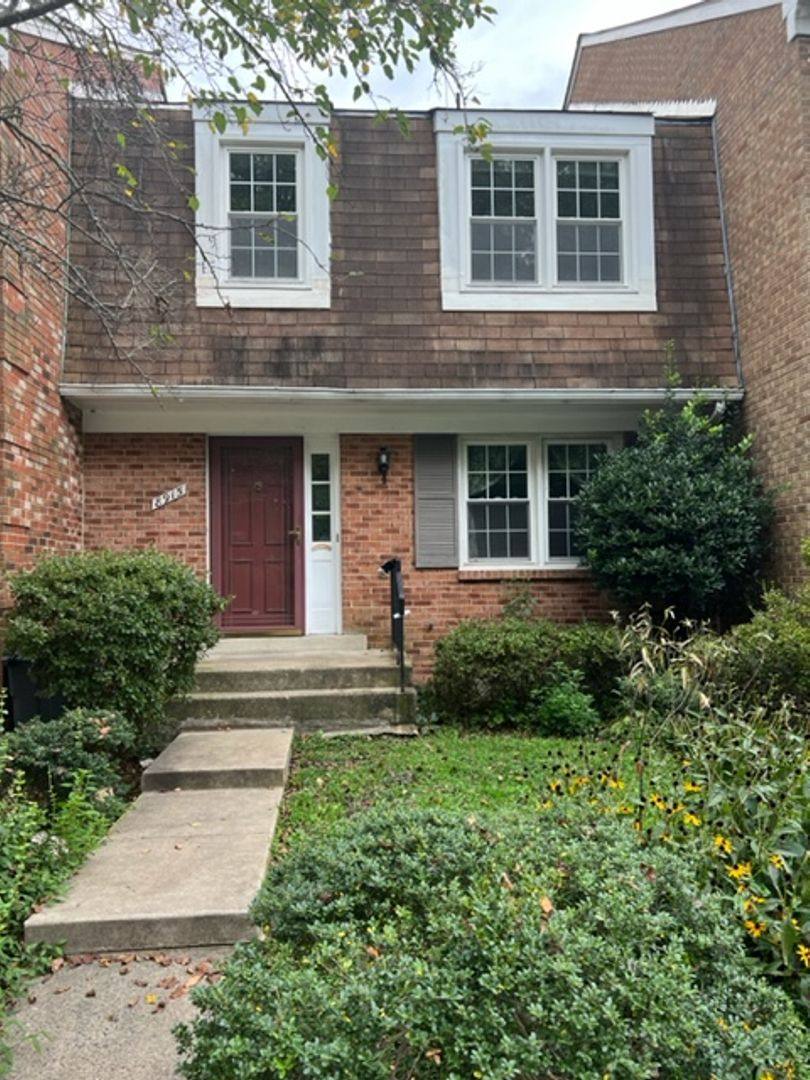 House for rent at 8915 Grandstaff Court, Springfield, VA 22153