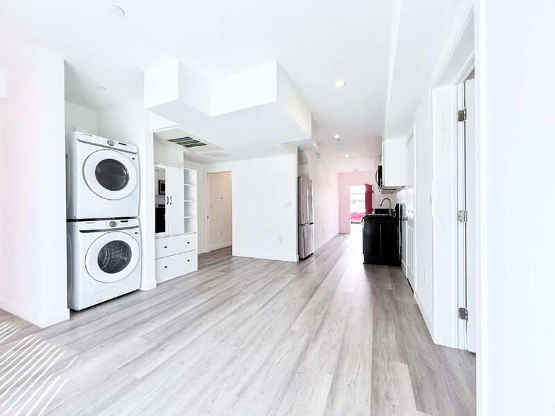 Apartment for rent at 1258 Leighton Ave #B, Los Angeles, CA 90037