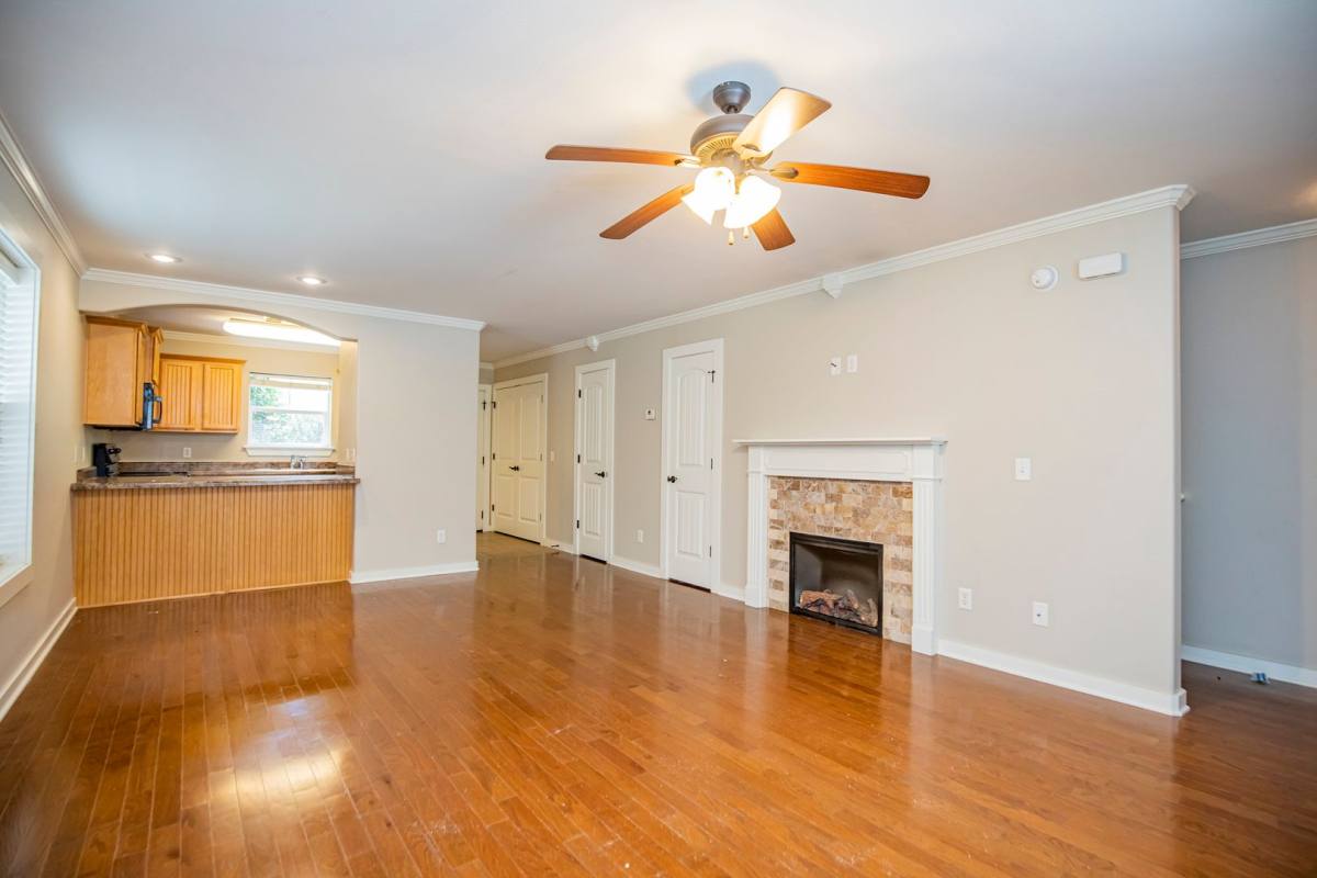 Townhouse for rent at 2011 Karrington Ridge E, Springdale, AR 72762