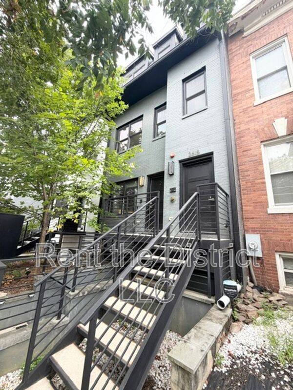 Condo for rent at 2615 University Place NW #3, Washington, DC 20009