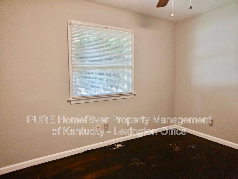 House for rent at 1278 Winburn Dr, Lexington, KY 40511