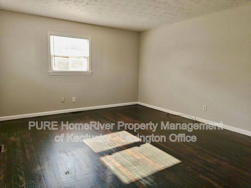 House for rent at 1278 Winburn Dr, Lexington, KY 40511