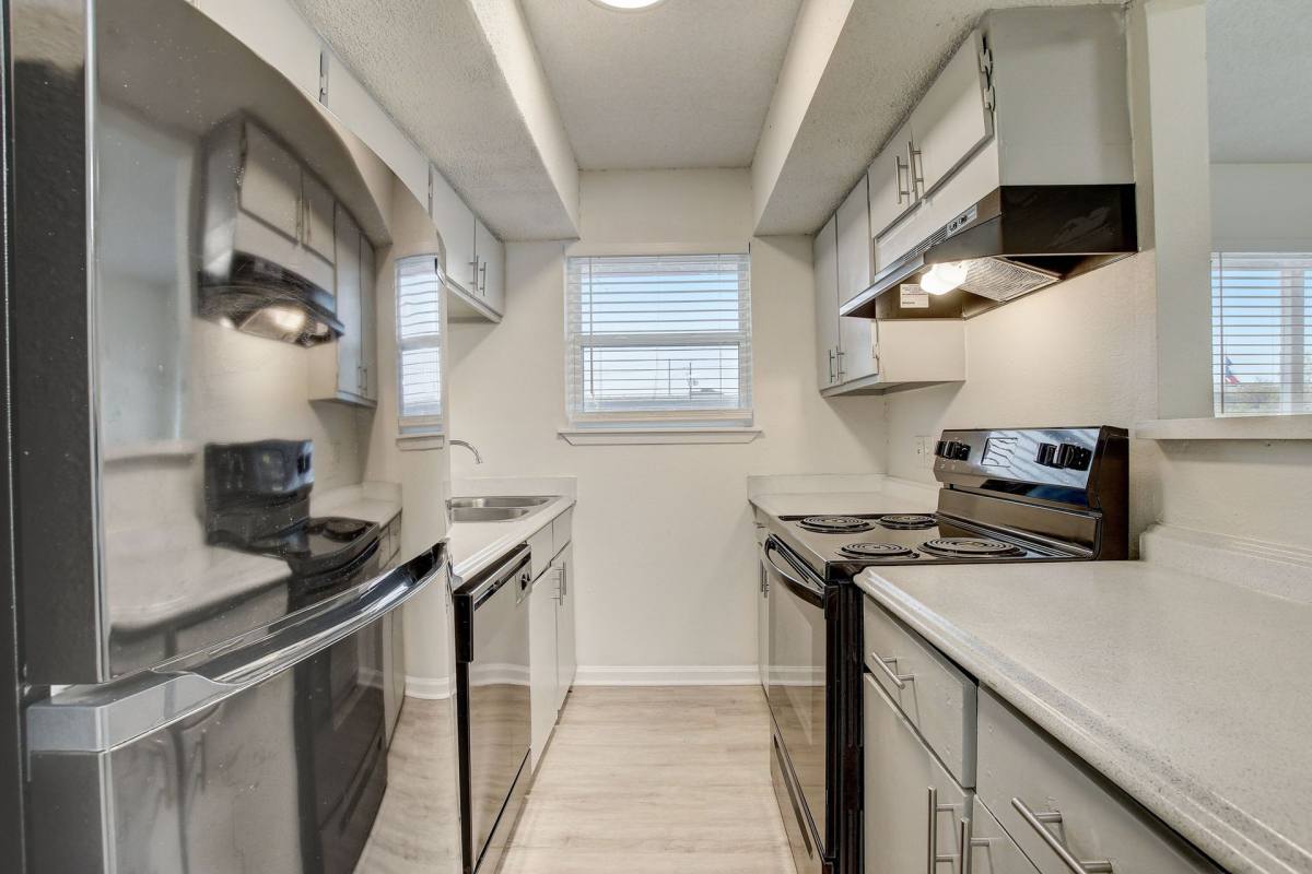 Apartment for rent at Highpoint North, 8400 Beech Dr, Austin, TX 78758
