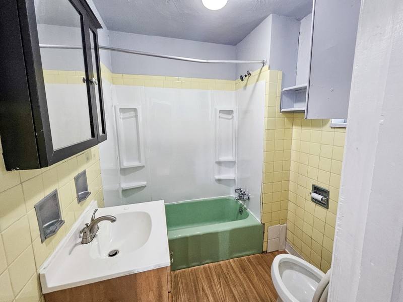 Apartment for rent at 307 Hamilton St #2, McKees Rocks, PA 15136