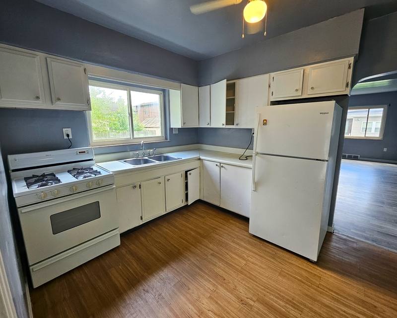Apartment for rent at 307 Hamilton St #2, McKees Rocks, PA 15136