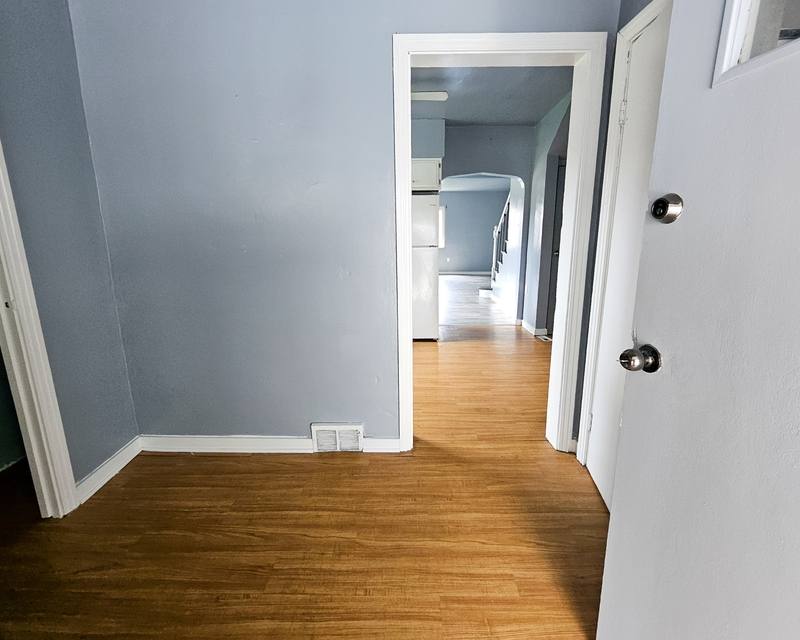 Apartment for rent at 307 Hamilton St #2, McKees Rocks, PA 15136