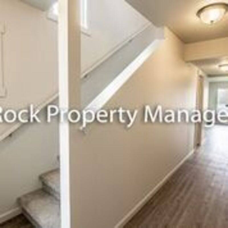 Townhouse for rent at 2009 N Flora Rd, Greenacres, WA 99016