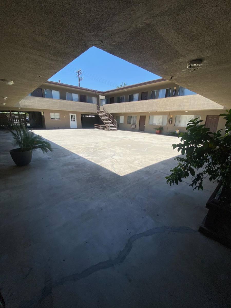Apartment for rent at 508 S Victoria Ave, Corona, CA 92879
