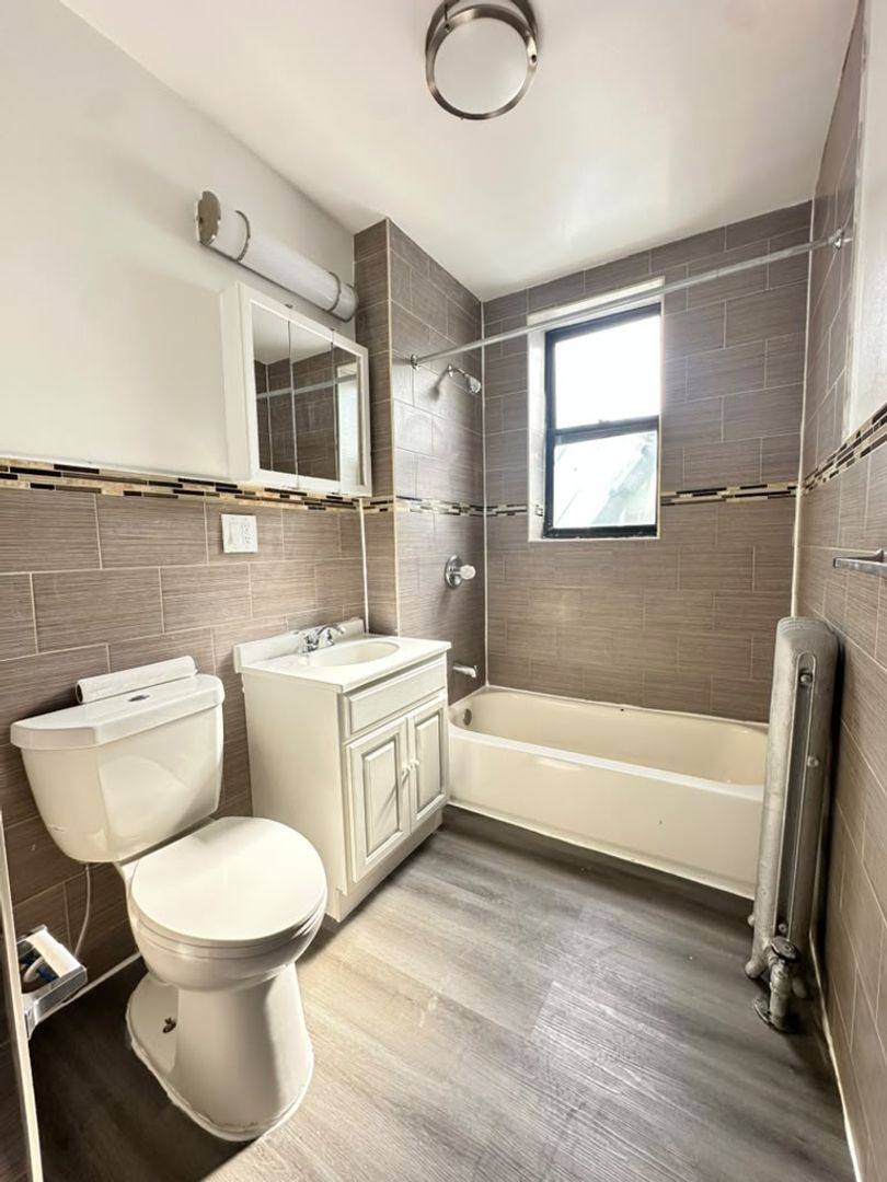 Apartment for rent at 182 N Arlington Ave, East Orange, NJ 07017