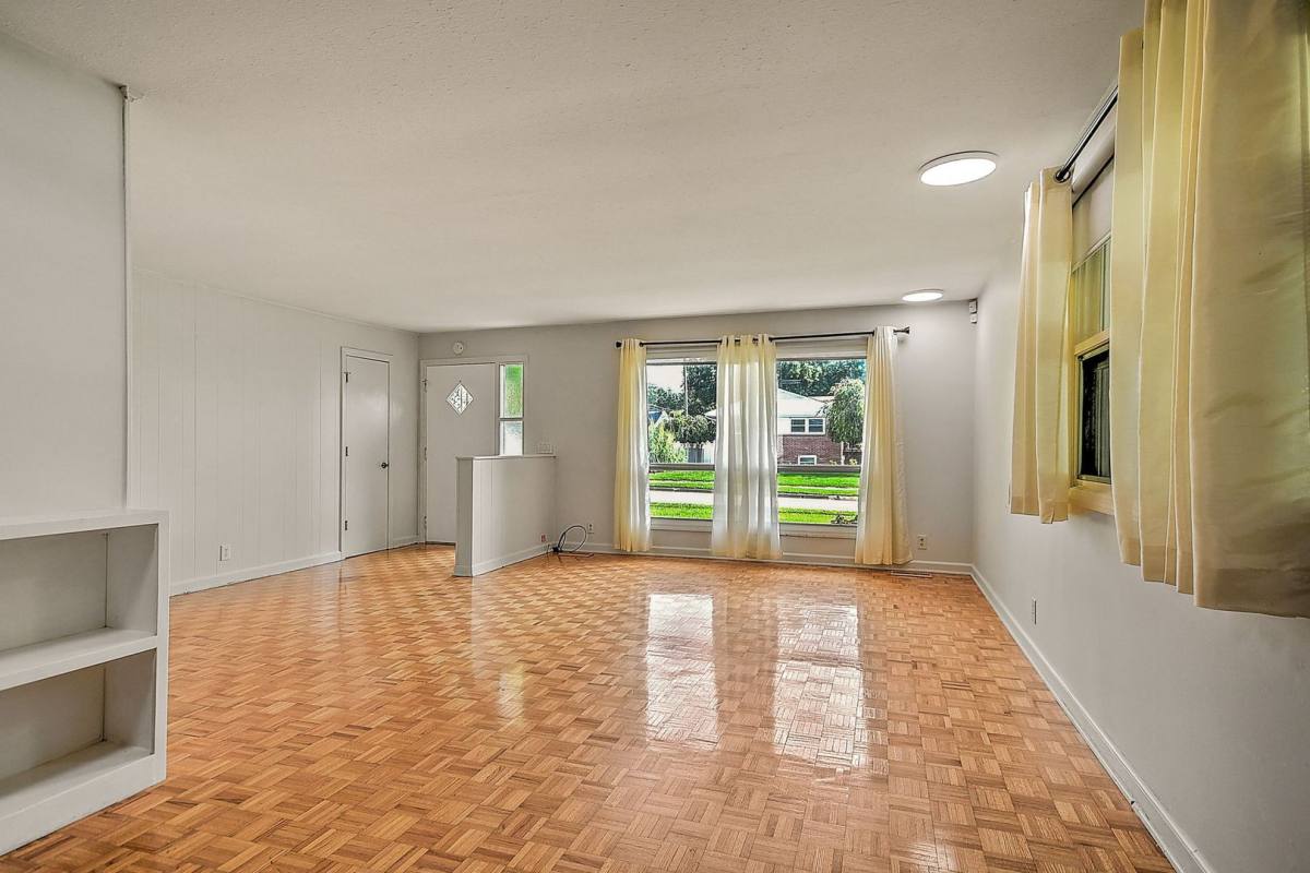 House for rent at 1808 Sherwood Place, Kingsport, TN 37663