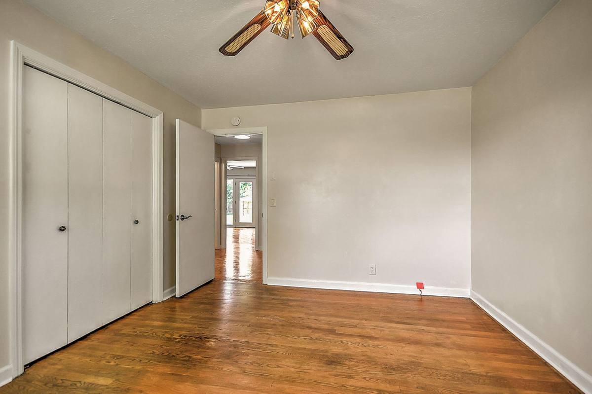 House for rent at 1808 Sherwood Place, Kingsport, TN 37663