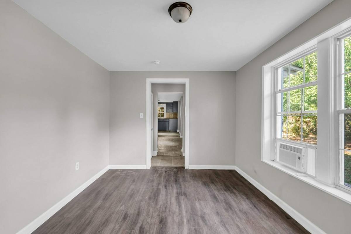 Apartment for rent at 338 N Church St, Tupelo, MS 38804