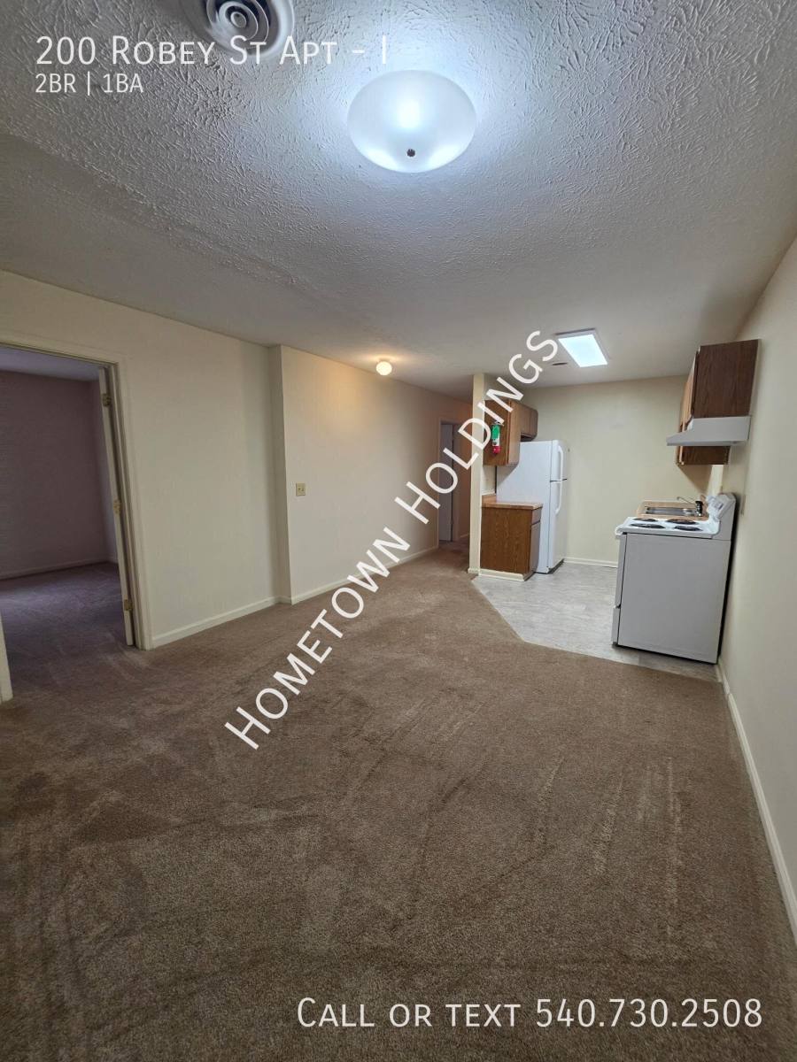 Apartment for rent at 200 Robey St #I, Radford, VA 24141