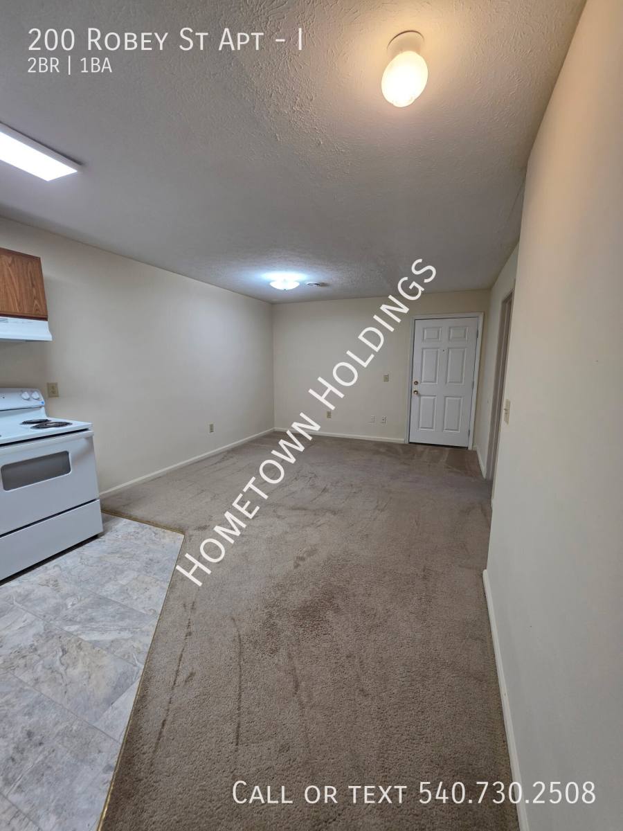 Apartment for rent at 200 Robey St #I, Radford, VA 24141