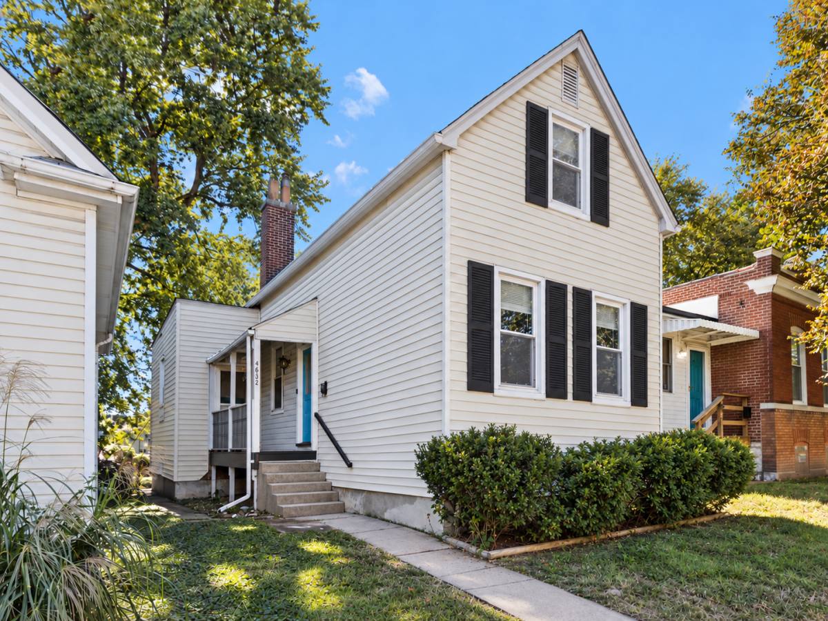 House for rent at 4632 Cecil Place, St. Louis, MO 63116