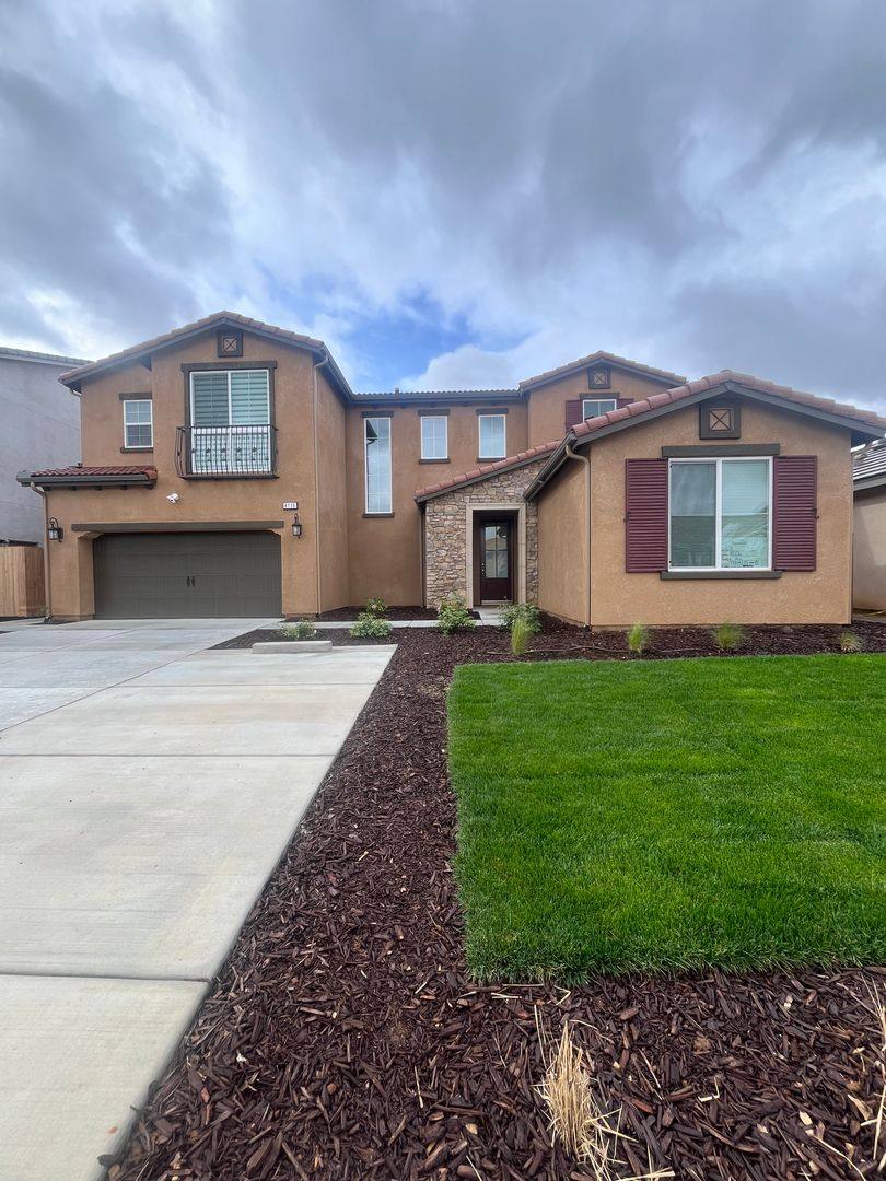 House for rent at 4116 Twain Ave, Clovis, CA 93619
