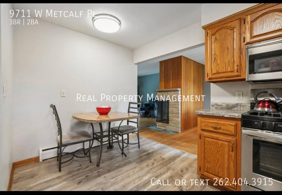 Apartment for rent at 9711 W Metcalf Place, Milwaukee, WI 53222