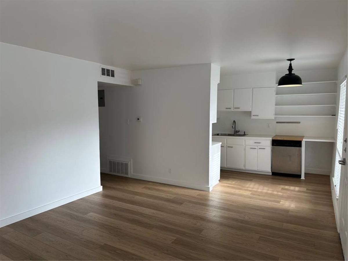 Apartment for rent at 100 Blue Ridge Trail, Austin, TX 78746