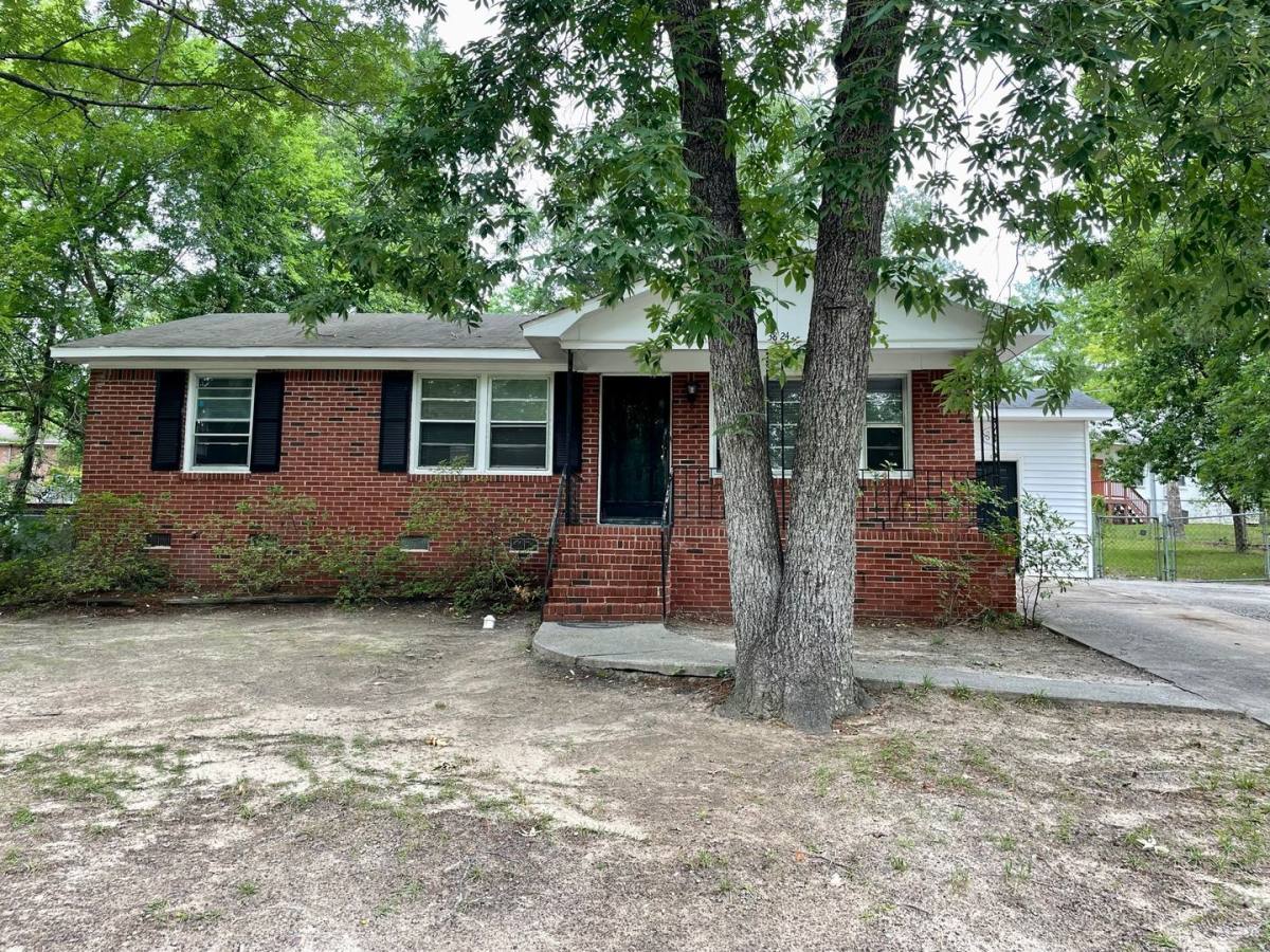 House for rent at 3824 Lee Hills Dr, Columbia, SC 29209