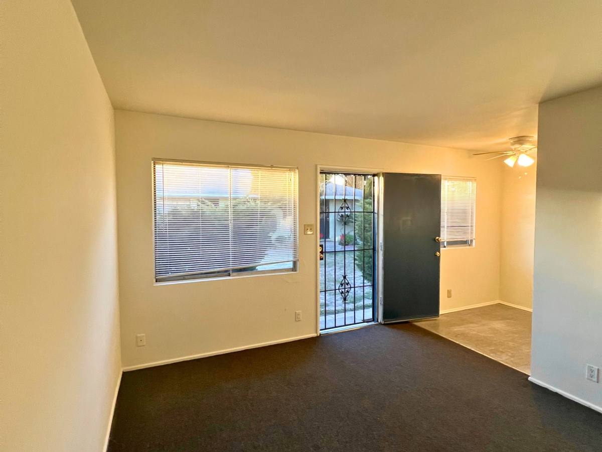 Apartment for rent at 1426-1438 W Summit St, Long Beach, CA 90810