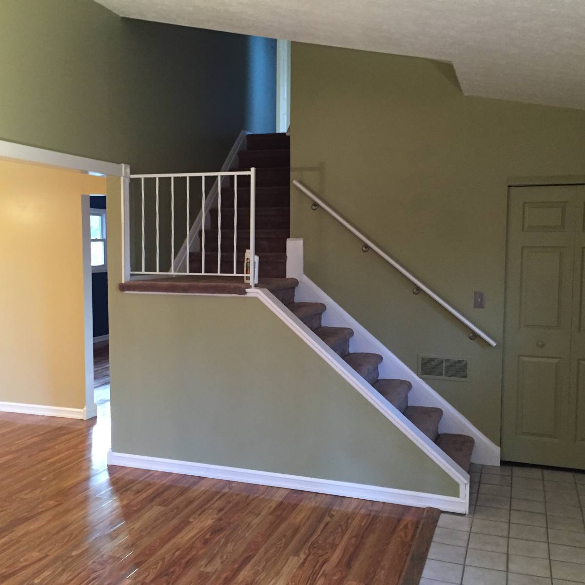House for rent at 33995 Gail Dr, North Ridgeville, OH 44039