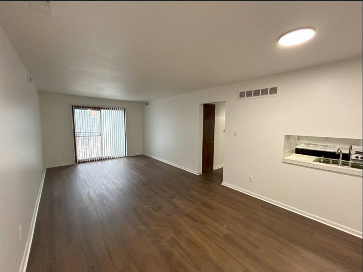 Apartment for rent at Brickstone, 2910 Arnold Rd, Des Moines, IA 50310