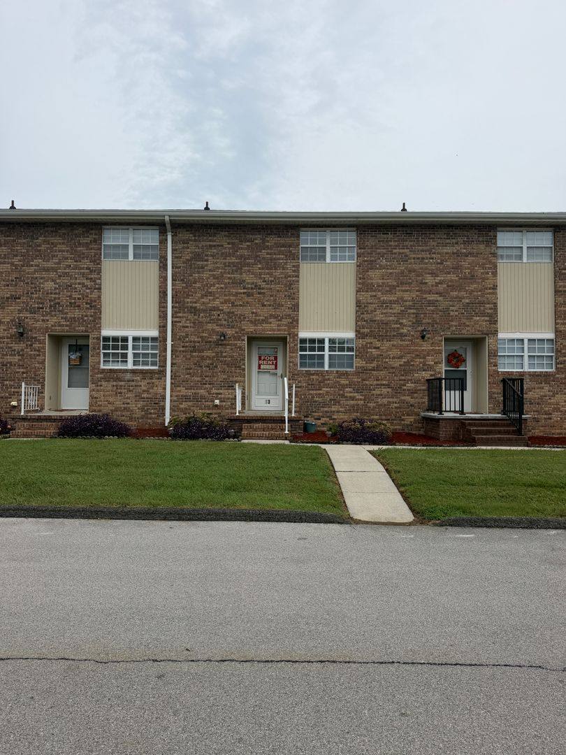 Condo for rent at 108 Shadybrook #13, Bristol, TN 37620