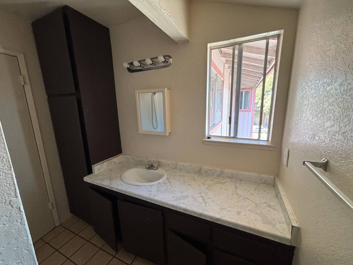 Apartment for rent at 784-792 Garner Ave, Salinas, CA 93905