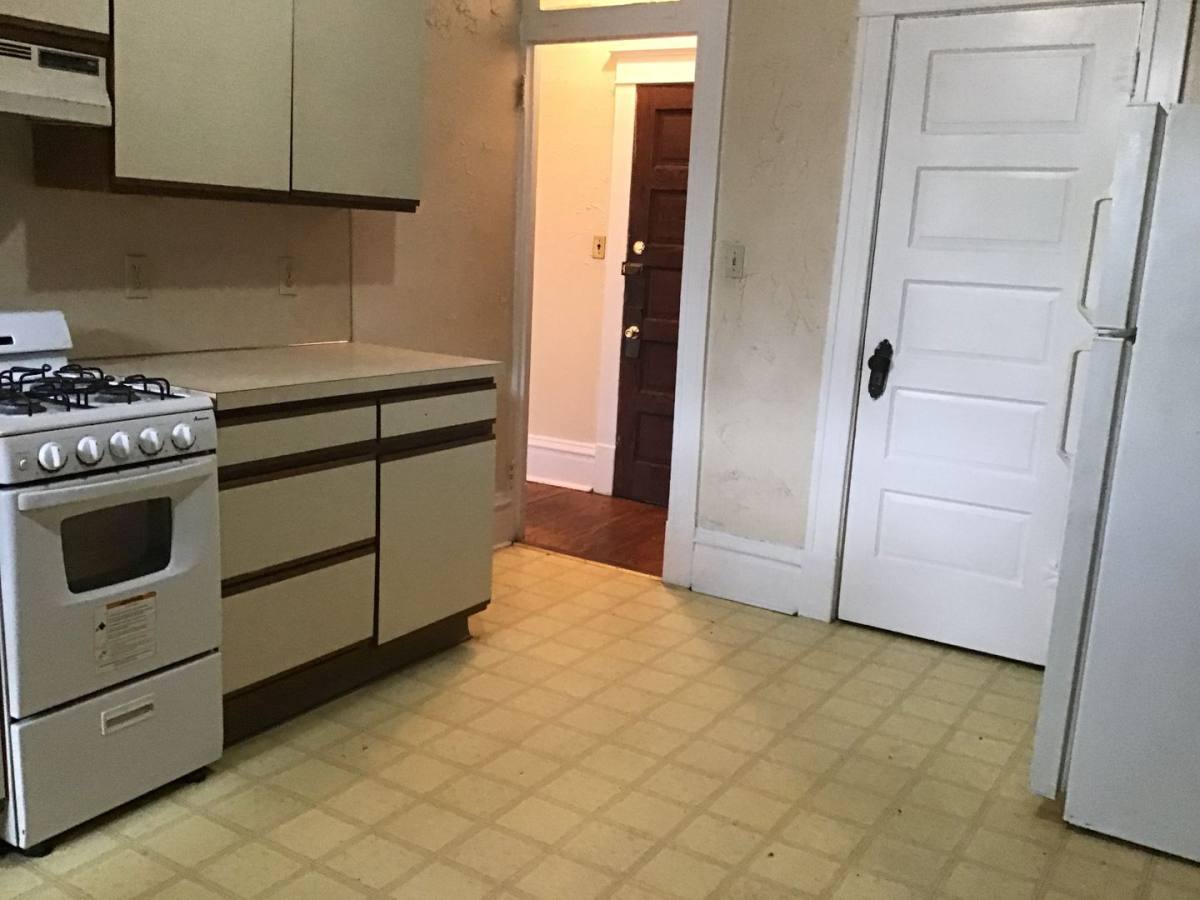 Apartment for rent at 215 Woodbine St, Harrisburg, PA 17110