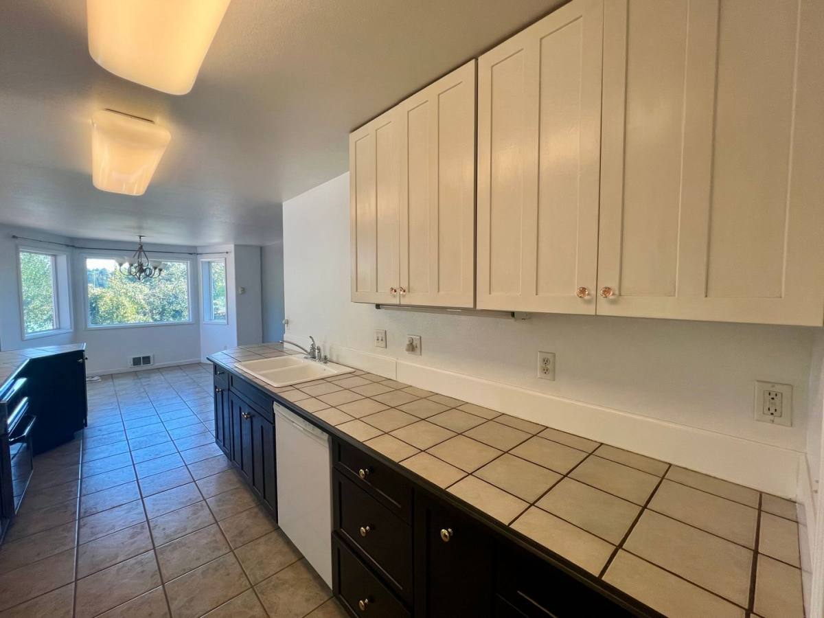 House for rent at 1338 Oregon St, Coos Bay, OR 97420