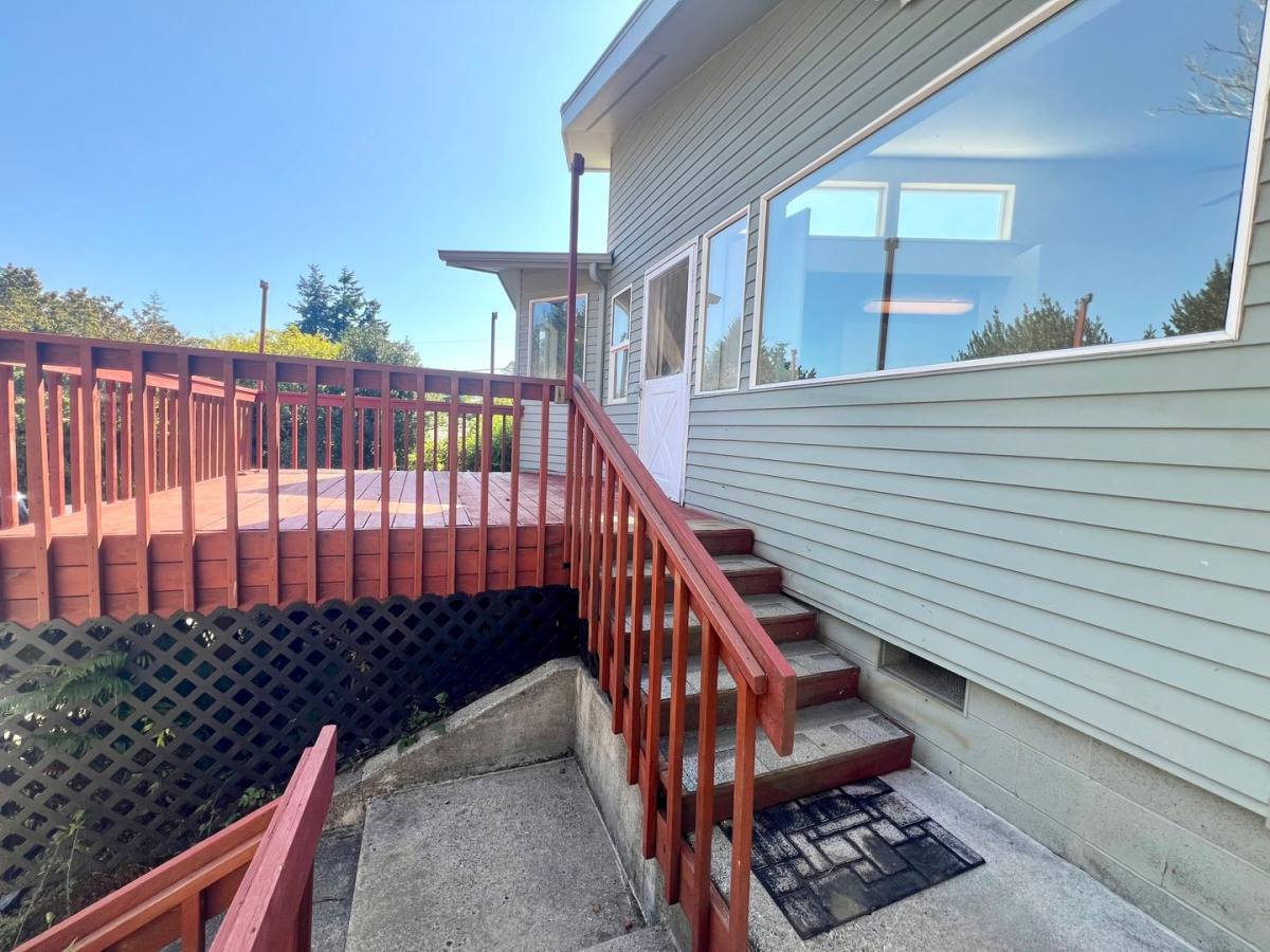 House for rent at 1338 Oregon St, Coos Bay, OR 97420