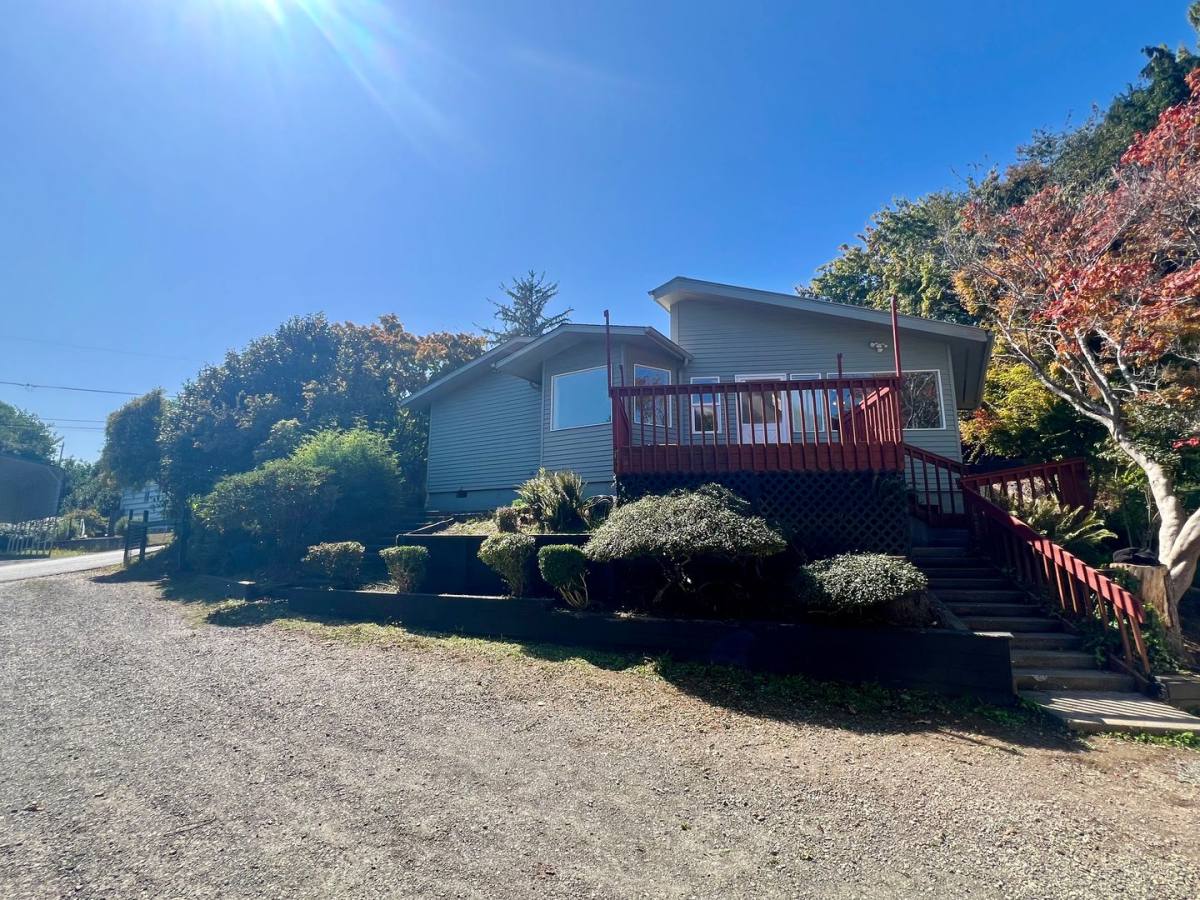 House for rent at 1338 Oregon St, Coos Bay, OR 97420