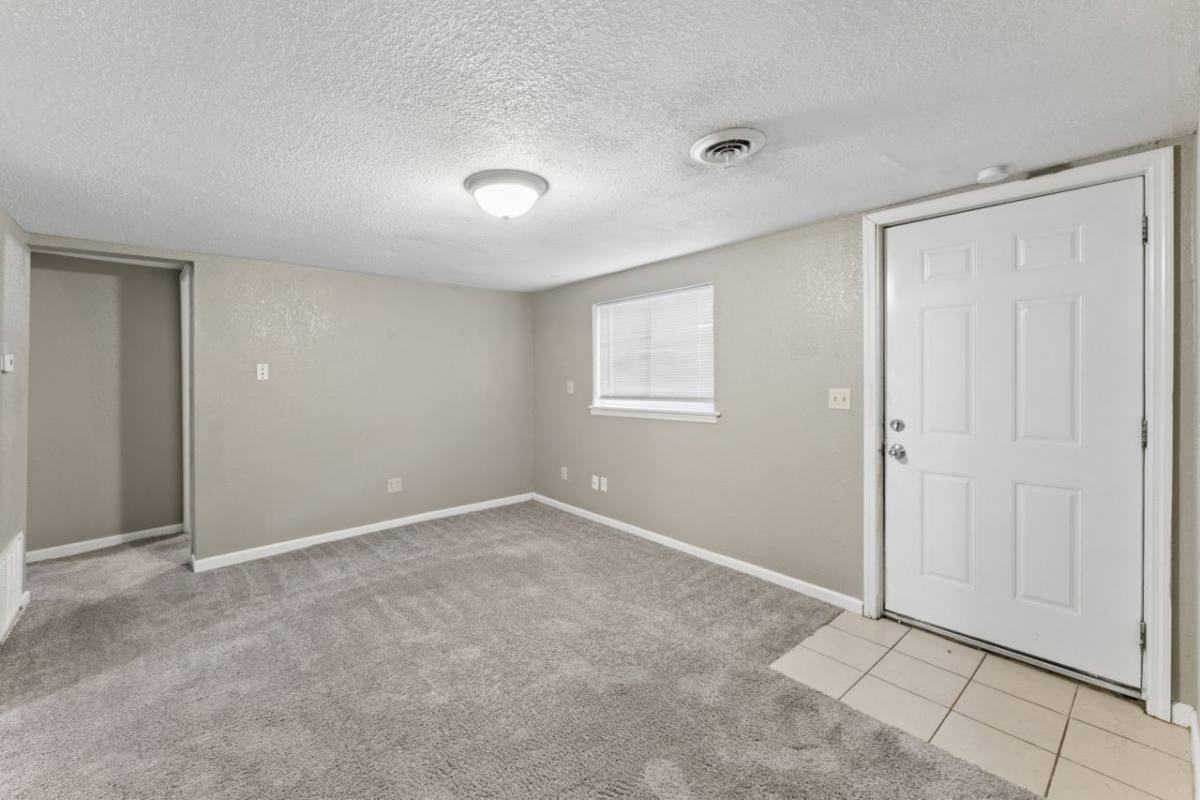 House for rent at 8345 Ottawa St, De Soto, KS 66018