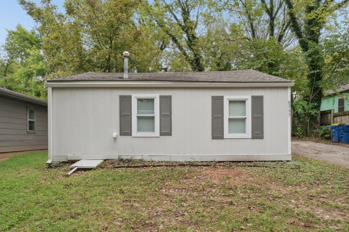 House for rent at 8345 Ottawa St, De Soto, KS 66018