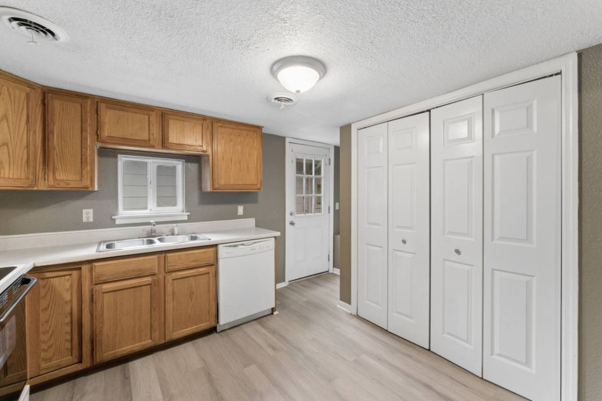 House for rent at 8345 Ottawa St, De Soto, KS 66018