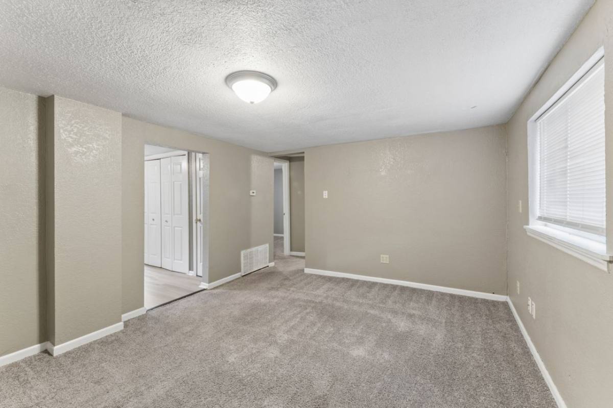 House for rent at 8345 Ottawa St, De Soto, KS 66018