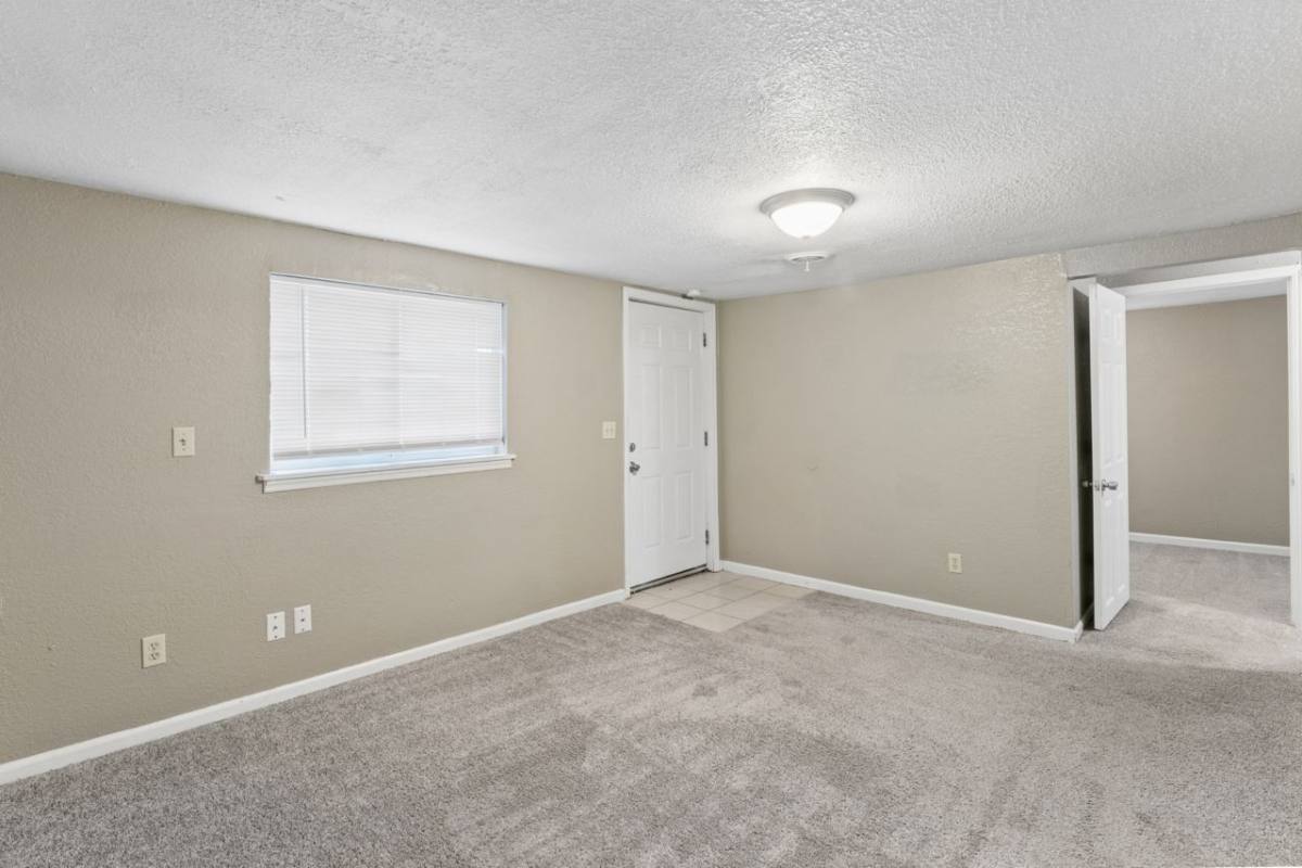 House for rent at 8345 Ottawa St, De Soto, KS 66018