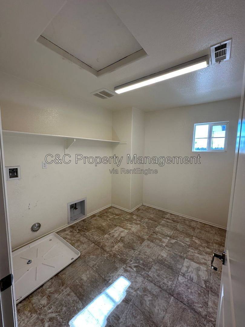 House for rent at 15190 Paseo Verde Place, Victorville, CA 92394