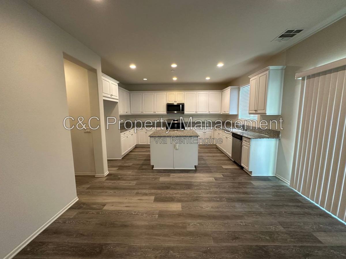 House for rent at 15190 Paseo Verde Place, Victorville, CA 92394