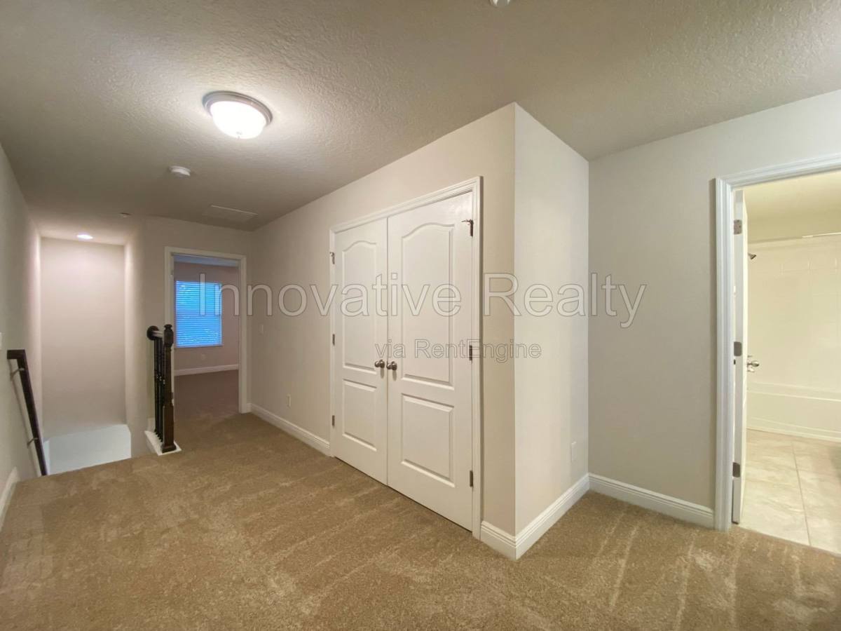 Townhouse for rent at 7640 Aloma Pines Court, Winter Park, FL 32792