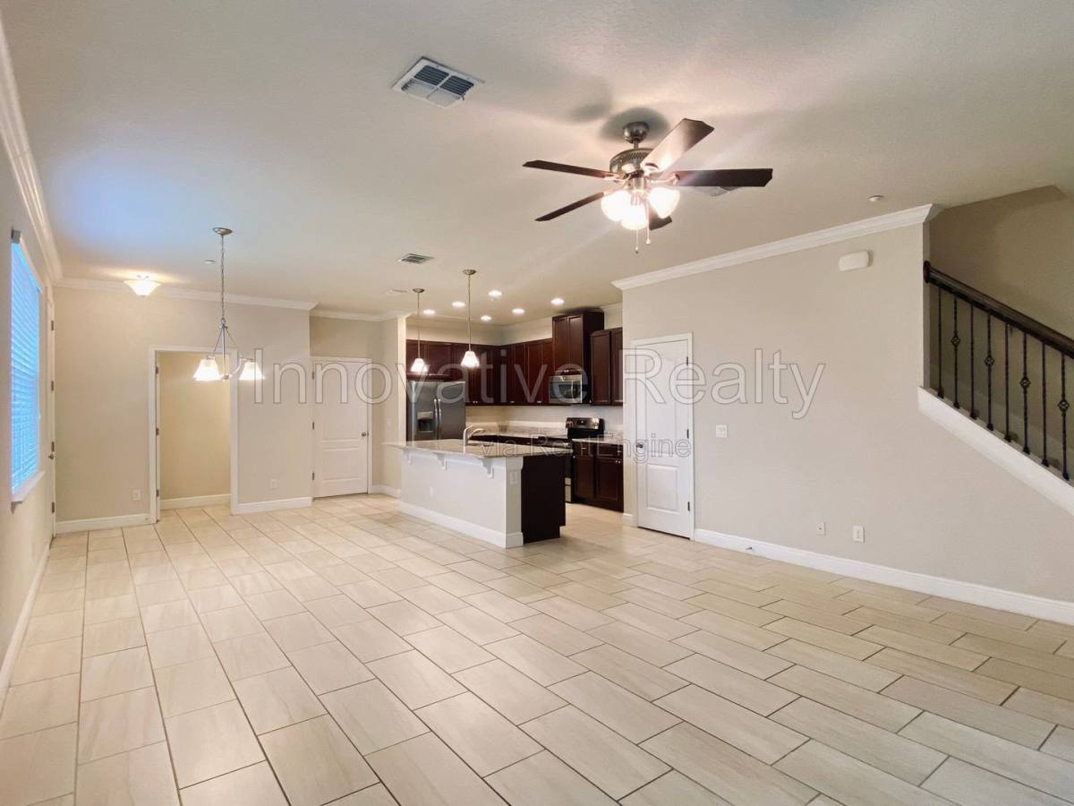 Townhouse for rent at 7640 Aloma Pines Court, Winter Park, FL 32792